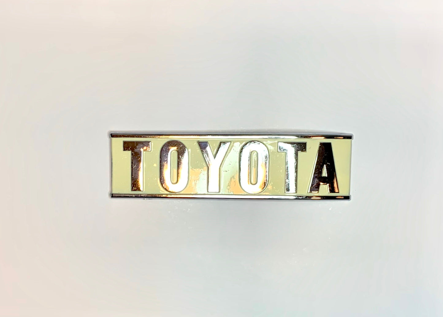 Complete TOYOTA LANDCRUISER (j40) Emblems set